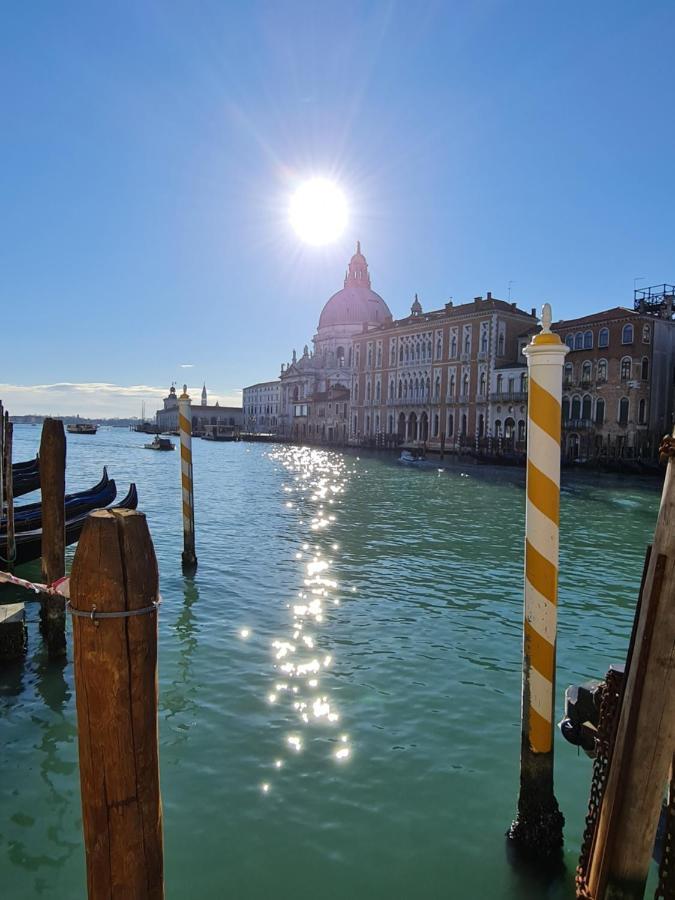 Friendly Venice Suites Eksteriør billede