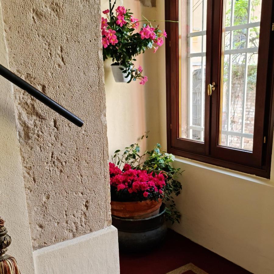Friendly Venice Suites Eksteriør billede