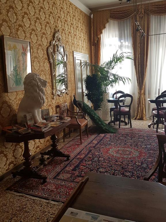 Friendly Venice Suites Eksteriør billede