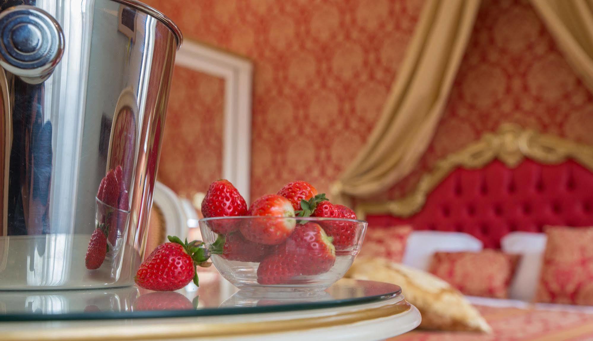 Friendly Venice Suites Eksteriør billede