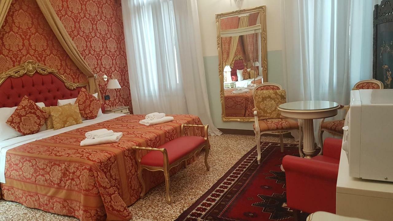 Friendly Venice Suites Eksteriør billede